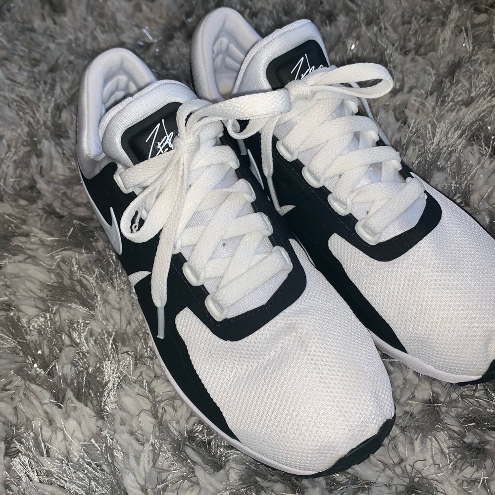 Nike Air Max Zero “Black Sail”
